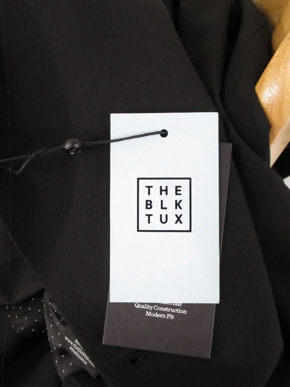 The Black Tux Mens Solid Black Wool Two Button Suit Size 50R Pants 44 X 30